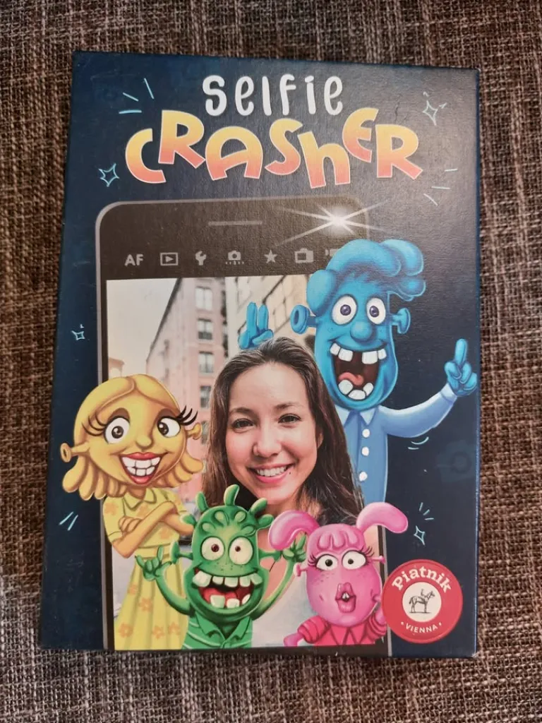 Selfie Crasher